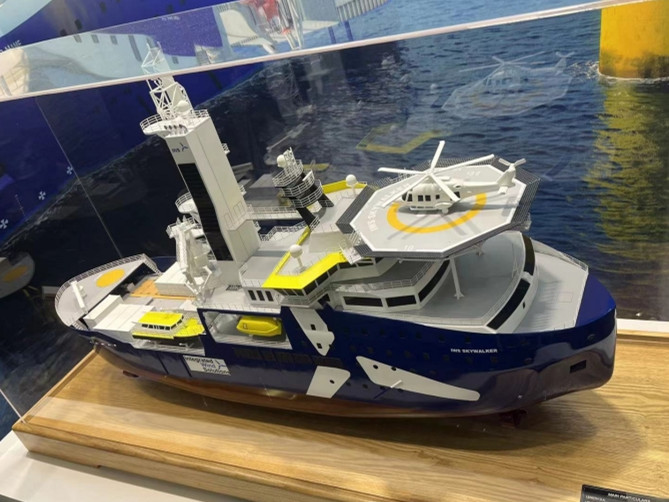 Customized Yacht Model