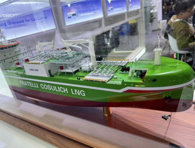 Precision Crafted LNG Replica